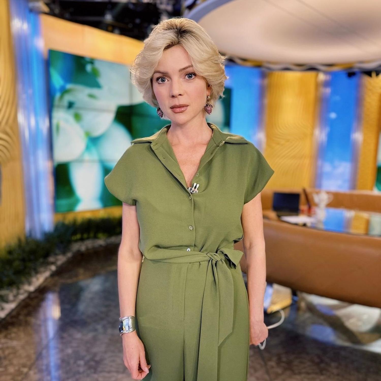 Большугрудая Елена